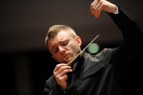 Portrait de Kirill Karabits par Sasha Gusov