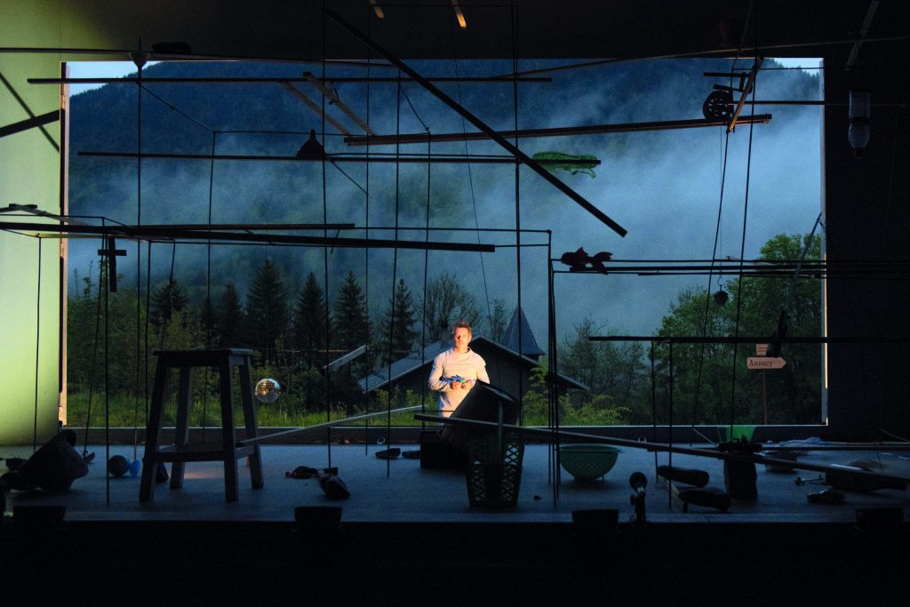 Laurent Mesnier en pleine Construction poly.fr