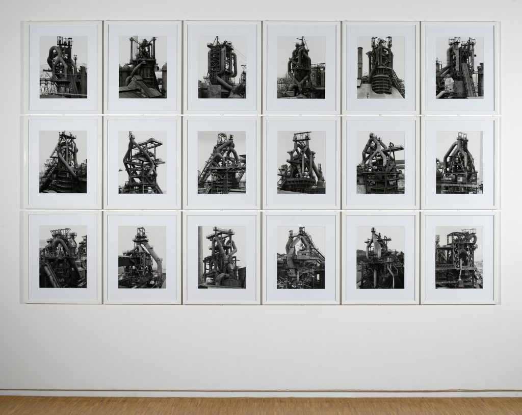 Wiederholung : Hochofen (1971-1991) - Bernd & Hilla Becher