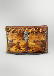 1840-1855 : Cuir et écaille