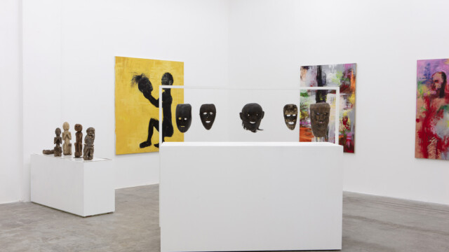 Vue de l’exposition Un monde infini : Artistes chamanes, autour d’une collection de l’Himalaya, du 17 octobre 2020 au 10 janvier 2021, Fondation Fernet-Branca ©Olivier Perrenoud