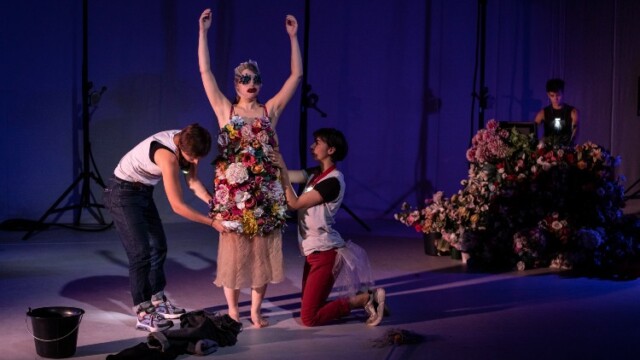 Service(s) de Juliette Steiner, © Michel Grasso