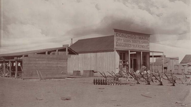 Gabriele Münter, Donohoo`s Warehouse, Plainview, Texas, 1899, Fotografie, 46 x 34,5 cm
Gabriele Münter- und Johannes Eichner-Stiftung, München
© 2021, ProLitteris, Zürich