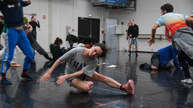 Photo de répétitions de Decay, Tatiana Julien © CCN-BL Decay et Twelve Ton Rose