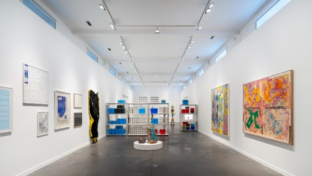 FRAC Champagne-Ardenne, Vue de l'exposition Monts Analogues, 2021. Photo © Martin Argyroglo Vitalie Taittinger Frac et Maison Champagne