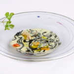 © Different Media Productions (plats Gerichte) & Marie-Pierre Morel