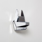 Brosche »Jackal« Silber
Alexander Blank 2012
© VG Bild-Kunst, Bonn 2025 * Foto Mirei Takeuchi