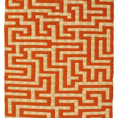 Anni Albers Red Meander, 1954, Foto: Tim Nighswander / Imaging4Art Private Collection © 2025 The Josef and Anni Albers Foundation/Prolitteris, Zurich