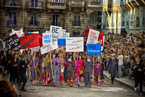 Chanel, Prêt-à-porter, Printemps/Été Frühling/Sommer 2015, Grand Palais, Paris © Helmut Fricke / VG Bild-Kunst Bonn, 2025