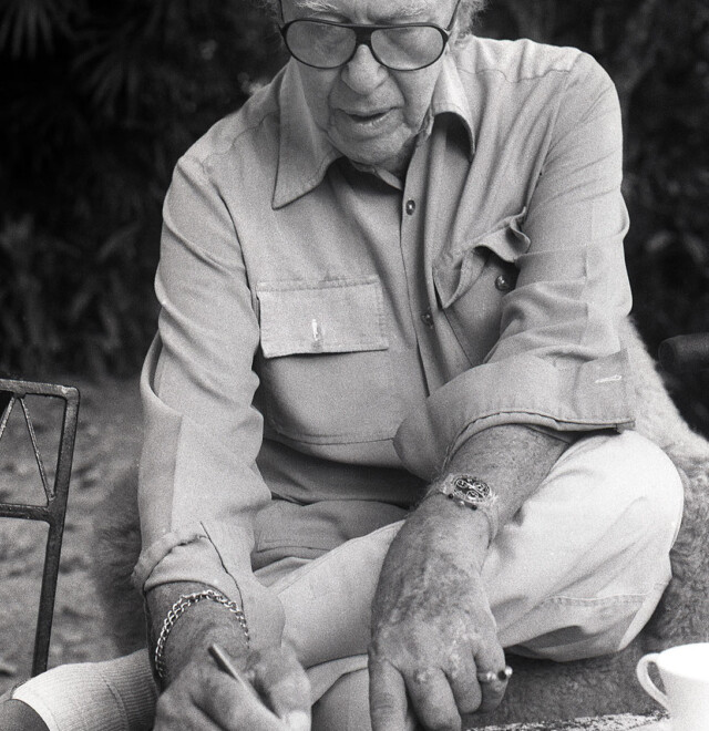 Geoffrey Bawa at Lunuganga. Photo: Dominic Sansoni, c. 1996
© Dominic Sansoni