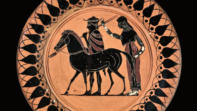 Assiette d'Athènes : une femme fait ses adieux à un homme qui s'en va, vers 520 av. J.-C.
Teller aus Athen: Eine Frau verabschiedet sich von einem losfahrenden Mann, um 520 v. Chr. © Antikenmuseum Basel und Sammlung Ludwig
